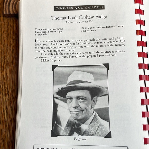 Aunt Bee's Mayberry Cookbook by Ken Beck and Jim Clark, Rutledge Press c1991 - Picture 13 of 13